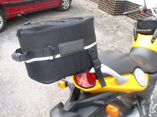 Zavazadlo Aback na BMW F 650 CS Scarver