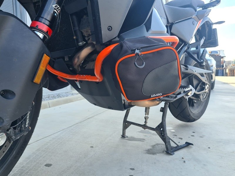 Brašničky na KTM 1290 Adventure – originál padací rám