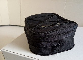 Brašnička na zadní blatník – čtyřhranná