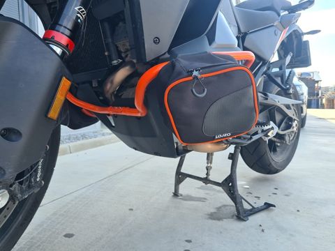 Brašničky na KTM 1290 Adventure – originál padací rám