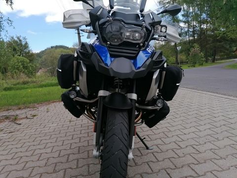 Brašny na spodní díl padacího rámu Touratech na BMW R1250 HP