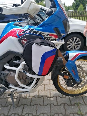 Tašky na Hondu Afrika 2018 – padací rám Outback Motortek