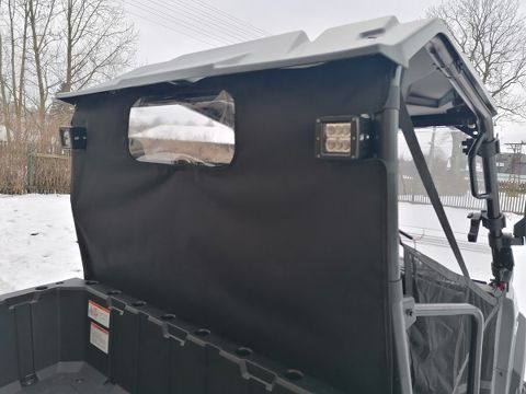 Zadní plachtová stěna na ATV s valníčkem Linhai 570 UTV