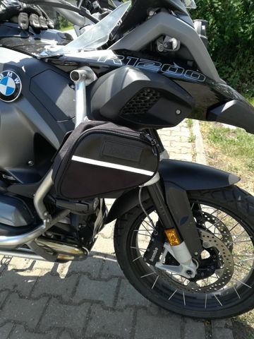 Brašničky na padací rám BMW Adv. LC 015 – trojúhelníkový tvar